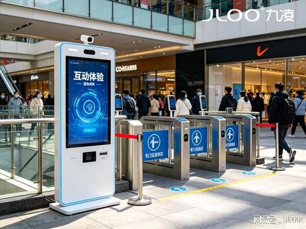九凌JLOO户外广告机对比指南 如何科学选择户外广告机